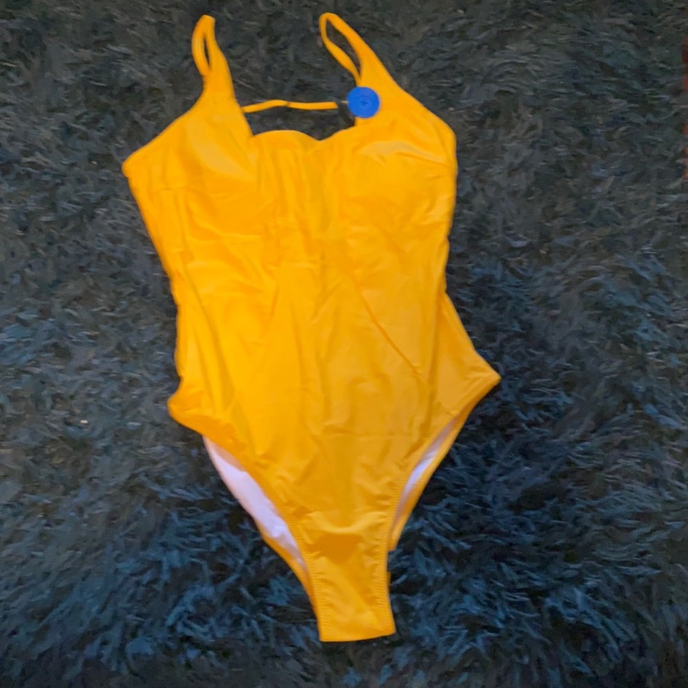 Cupshe One Piece Swimsuit M